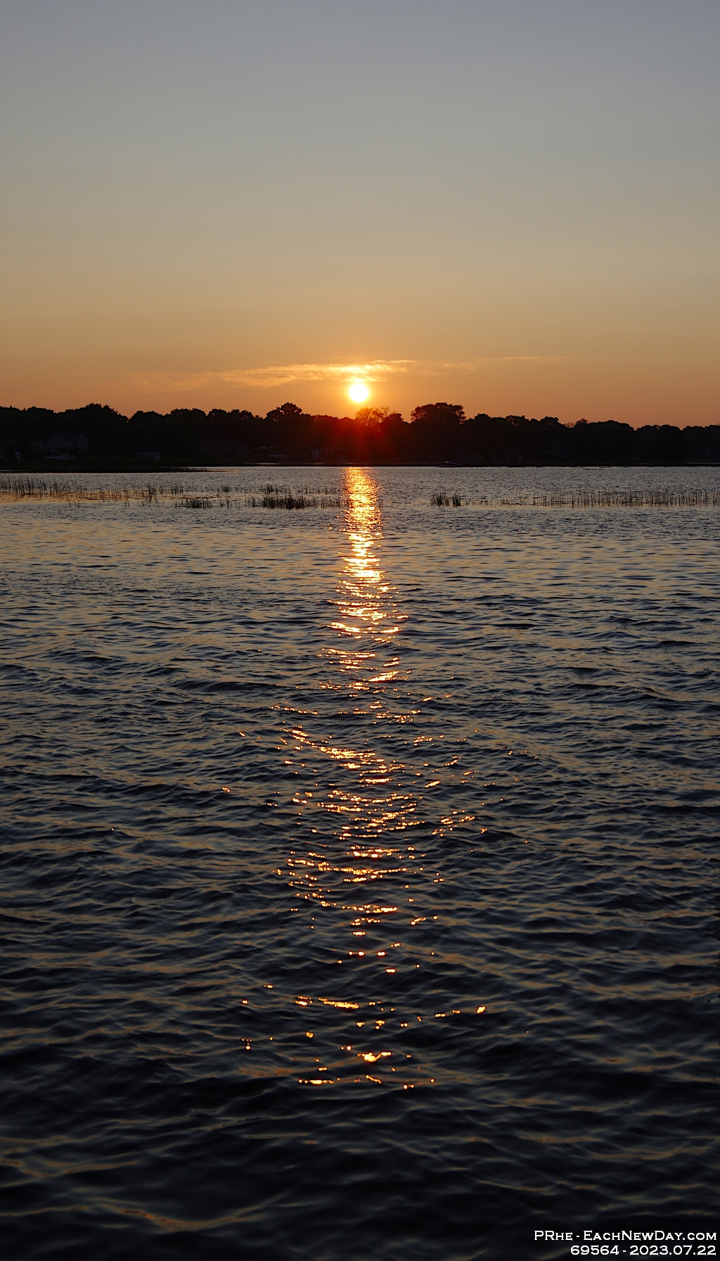 69564PeCrLeUsm - Vacationing at Hammock Harbour - Sunset over Lake Couchiching